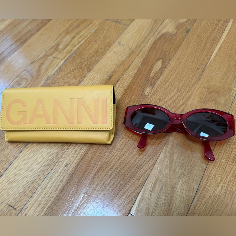 Ganni Sunglasses